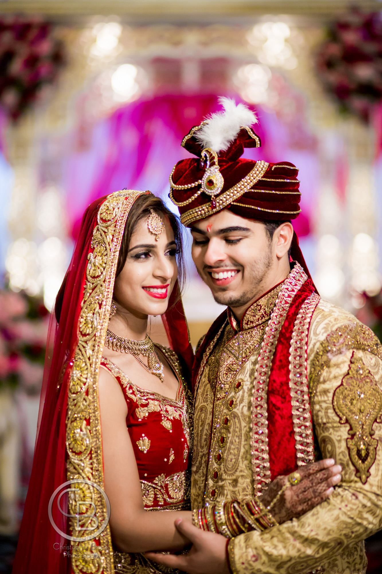 Pin by channabasappa H on 12345 | Couple wedding dress indian hindu, Couple  wedding dress, Indian bridal photos